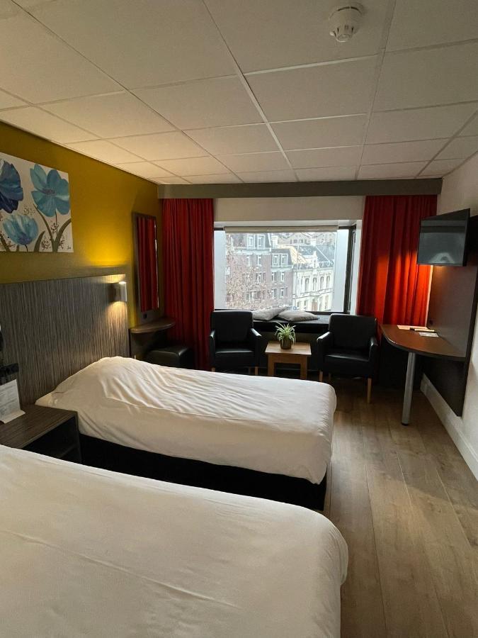 City Hotel Tilburg Bagian luar foto